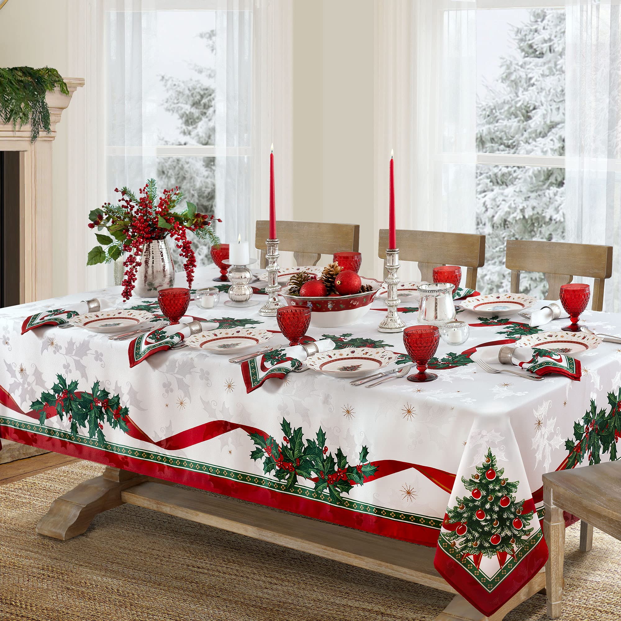 Elrene Villeroy & Boch gros plan bordure montrant motif holly et finition résistante