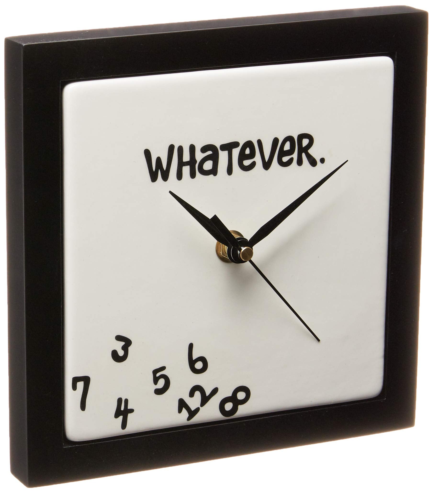 Horloge Enesco face carrée avec chiffres brouillés et message humoristique, apporte personnalité