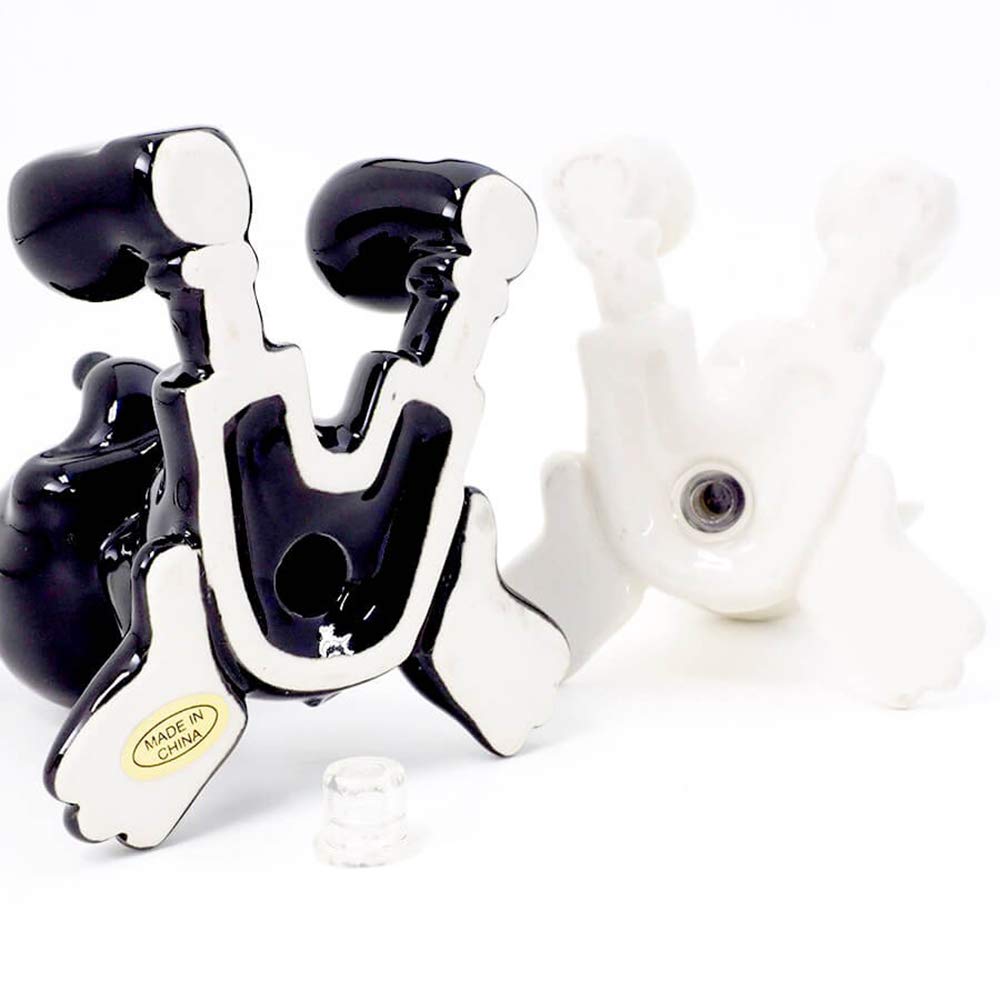 Enesco Mickey vue du dessous montrant bouchon de remplissage pratique