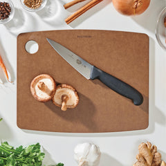 Epicurean planche profil fin Nutmeg illustrant rangement facile et faible encombrement