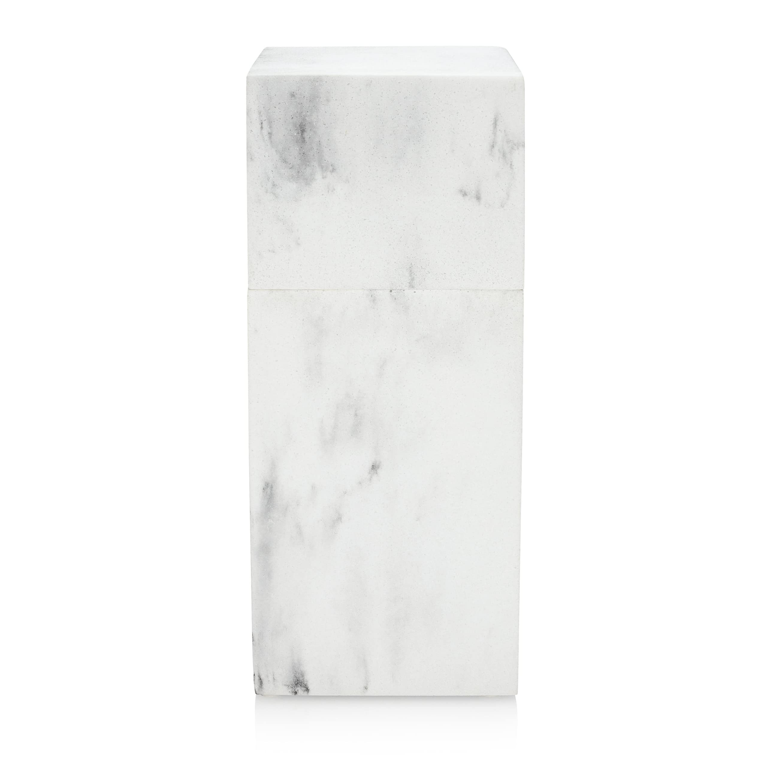 Essentra Home gros plan sur texture effet marbre durable et esthétique