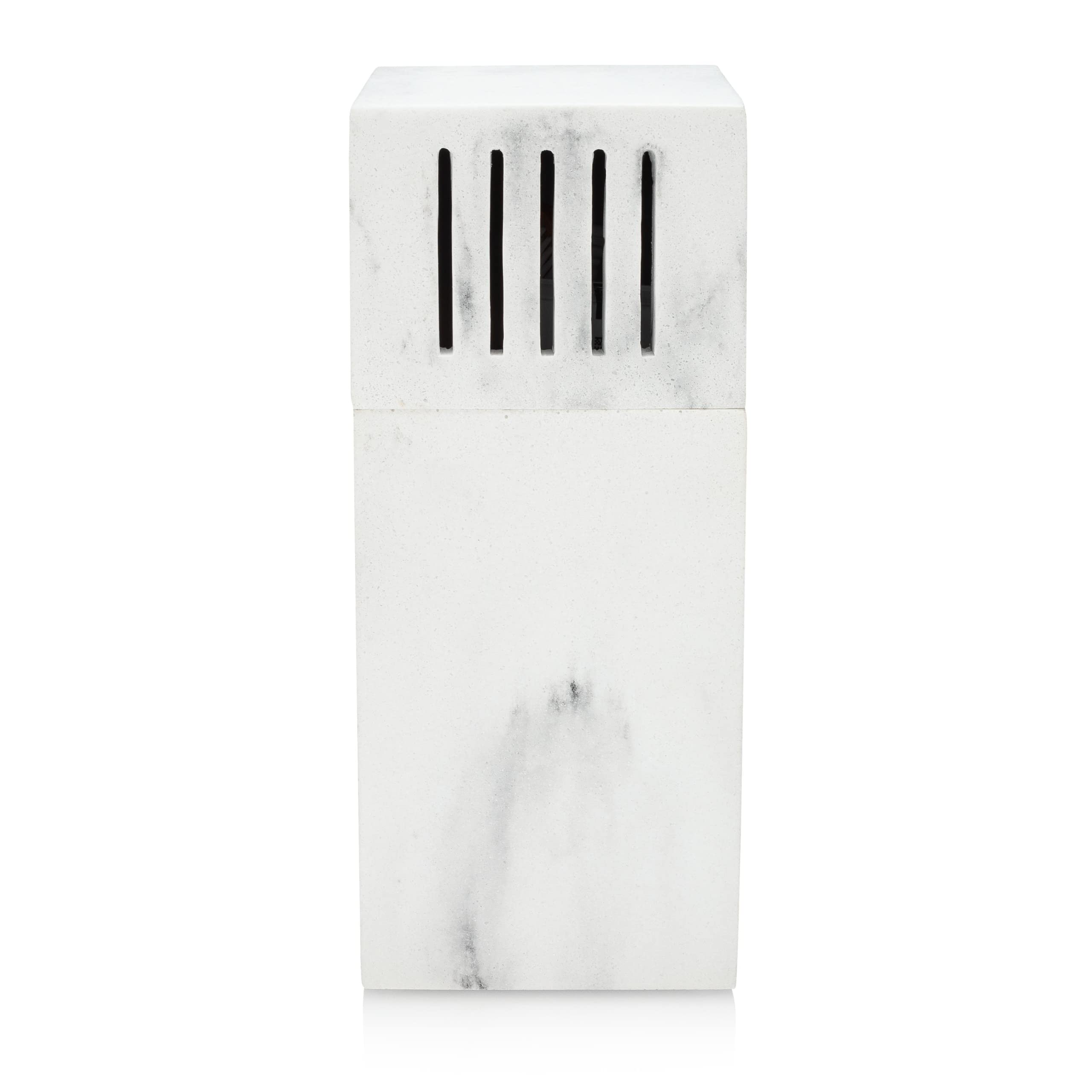 Essentra Home porte-brosses utilisé avec brosses et dentifrice organisé