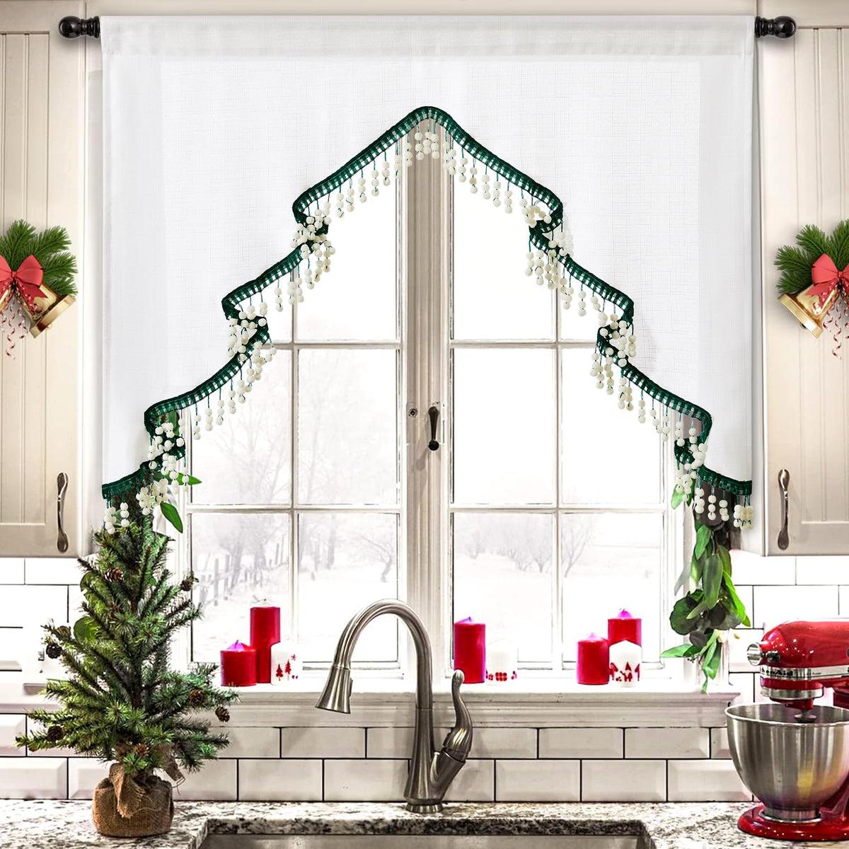 Estmy rideau devant sapin de Noël apporte chaleur festive