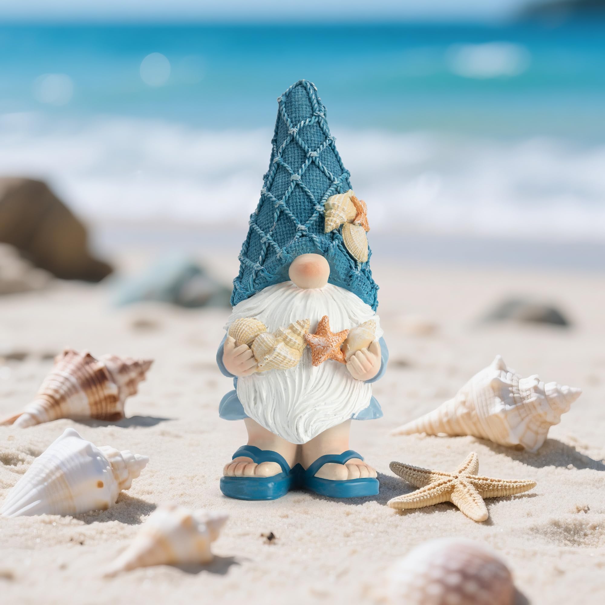 Etlemonde gnome posé dans jardin créant atmosphère détente extérieure
