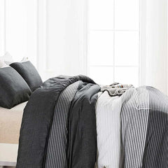 Faincy gros plan texture microfibre brossée offrant douceur et confort durable