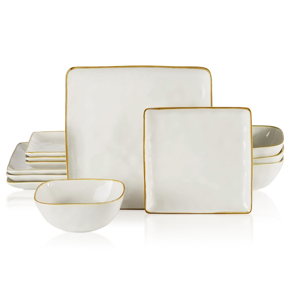 famiware assiette carrée vue de face montrant élégance et robustesse