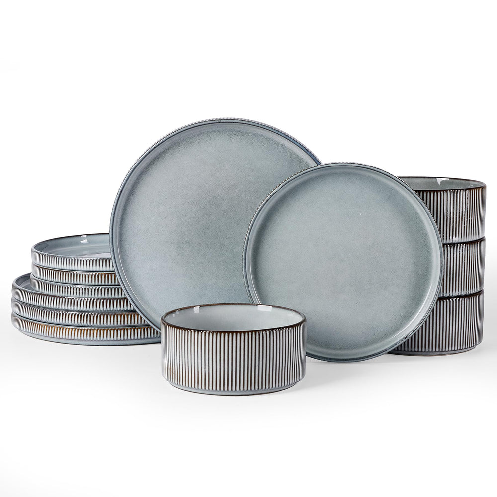 famiware assiettes devant montrant ensemble complet et esthétique pratique