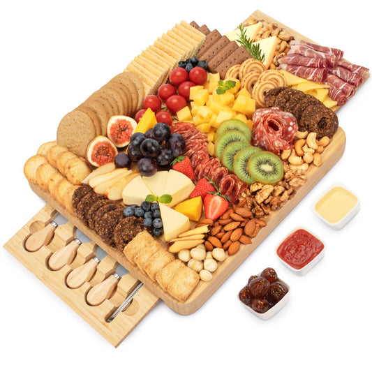 FamRica planche face avant montrant présentation élégante et rangement pratique