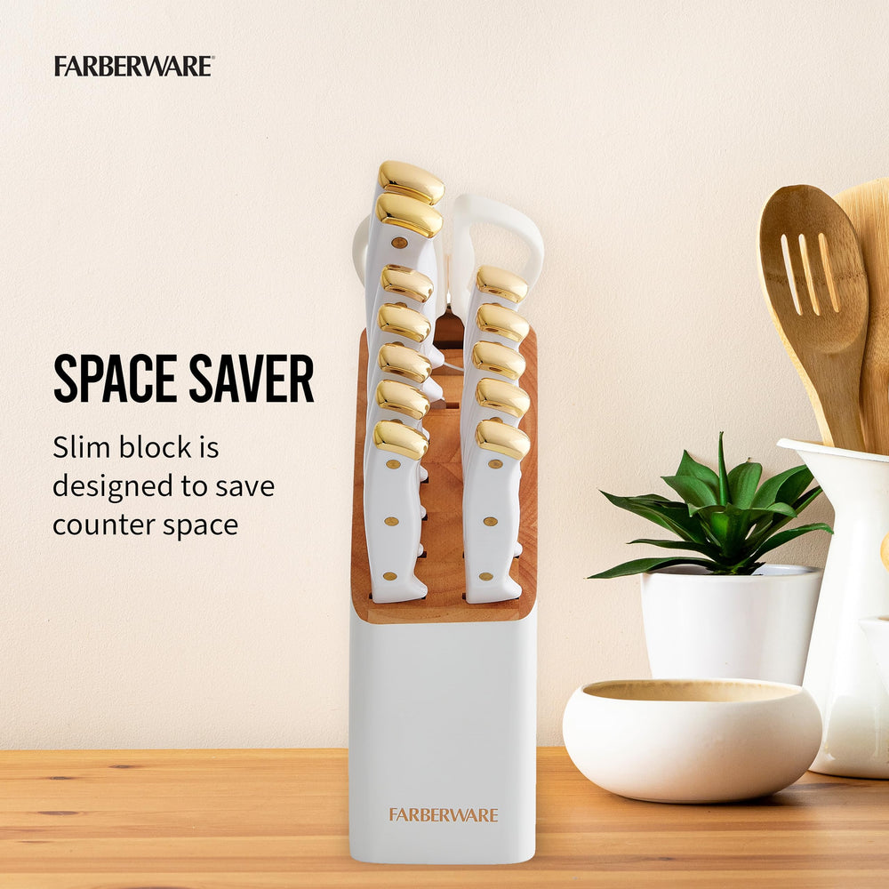 Farberware couteau en train de trancher une viande, coupe précise et nette