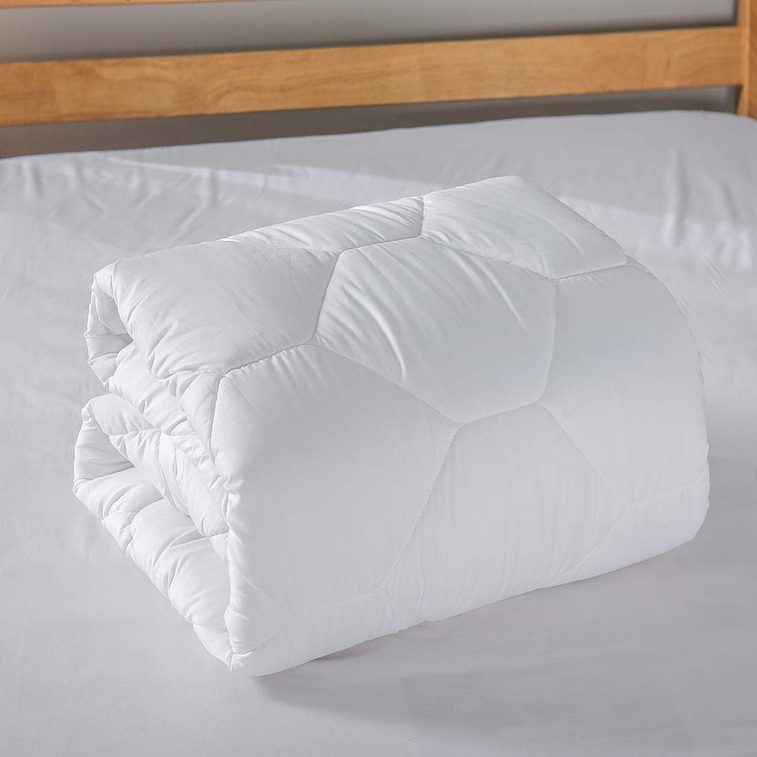 Favorland comparaison de taille montrant adaptation pour matelas 8 à 21 pouces