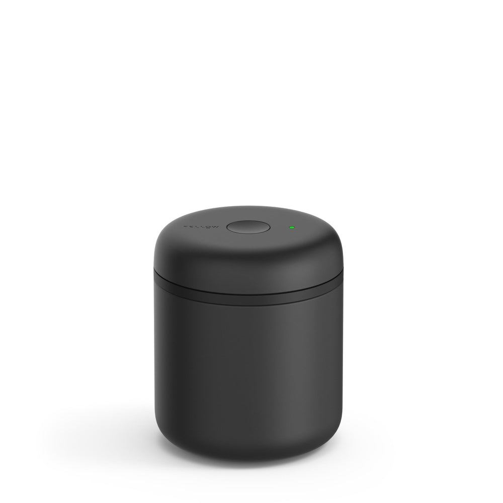 Fellow Atmos face avant montrant design minimal et couvercle auto‑scellant