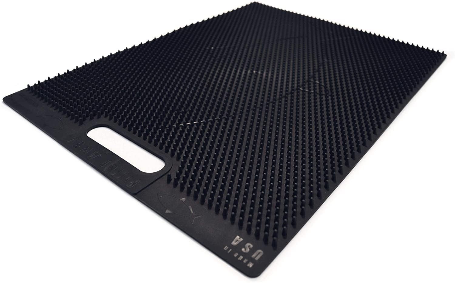 Fillet Away comparaison taille dans glacière montrant compatibilité pratique