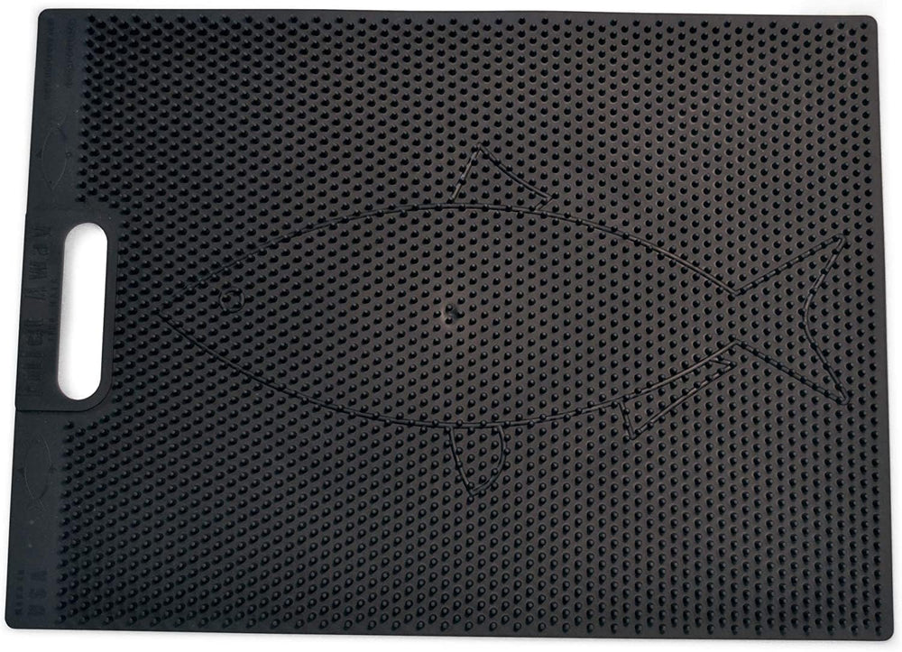 Fillet Away tapis en usage sur bateau facilitant filetage sécurisé