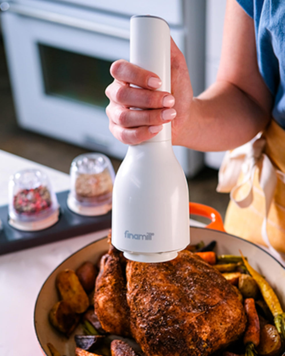 FinaMill dans une scène de cuisine comme idée cadeau pratique
