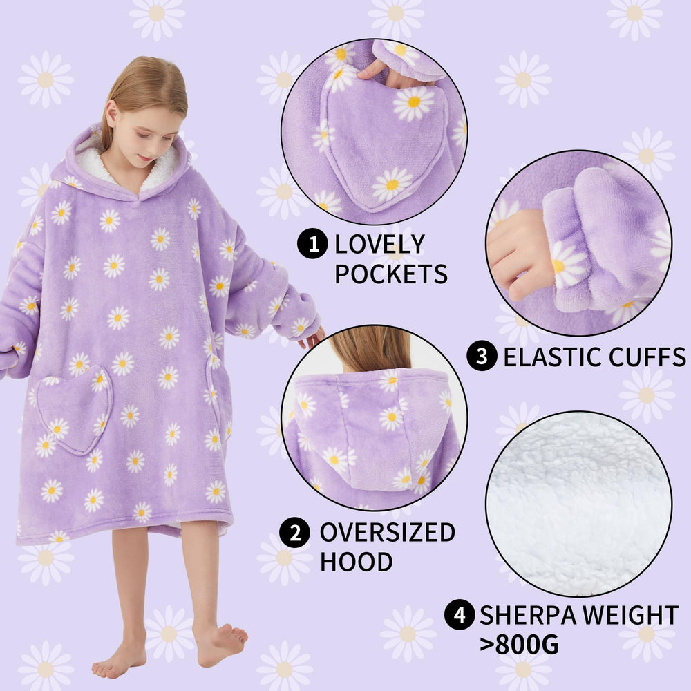 Fiosnow enfant assis sur canapé portant le sweat, relaxation et mobilité