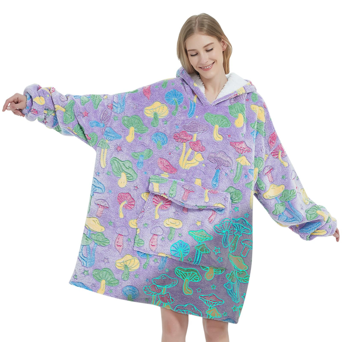 Fiosnow vue de face du hoodie champignon montrant la coupe oversize et confort