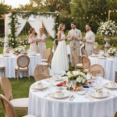 Fitable nappe sur table de mariage, élégance pour réception conviviale