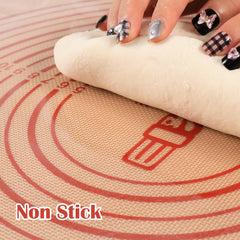 Folksy Super Kitchen tapis en cours de roulage de pâte facilitant façonnage précis
