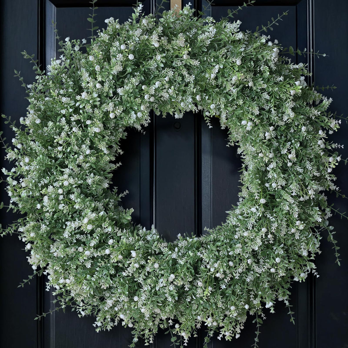FOTEEWL couronne face porte montrant une belle entrée accueillante