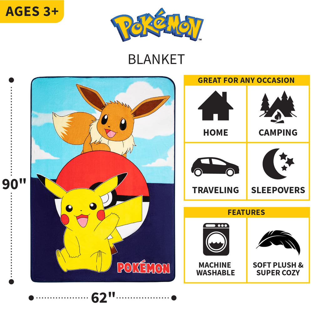 Franco enfant emmitouflé dans la couverture Pokémon pour un sommeil réconfortant
