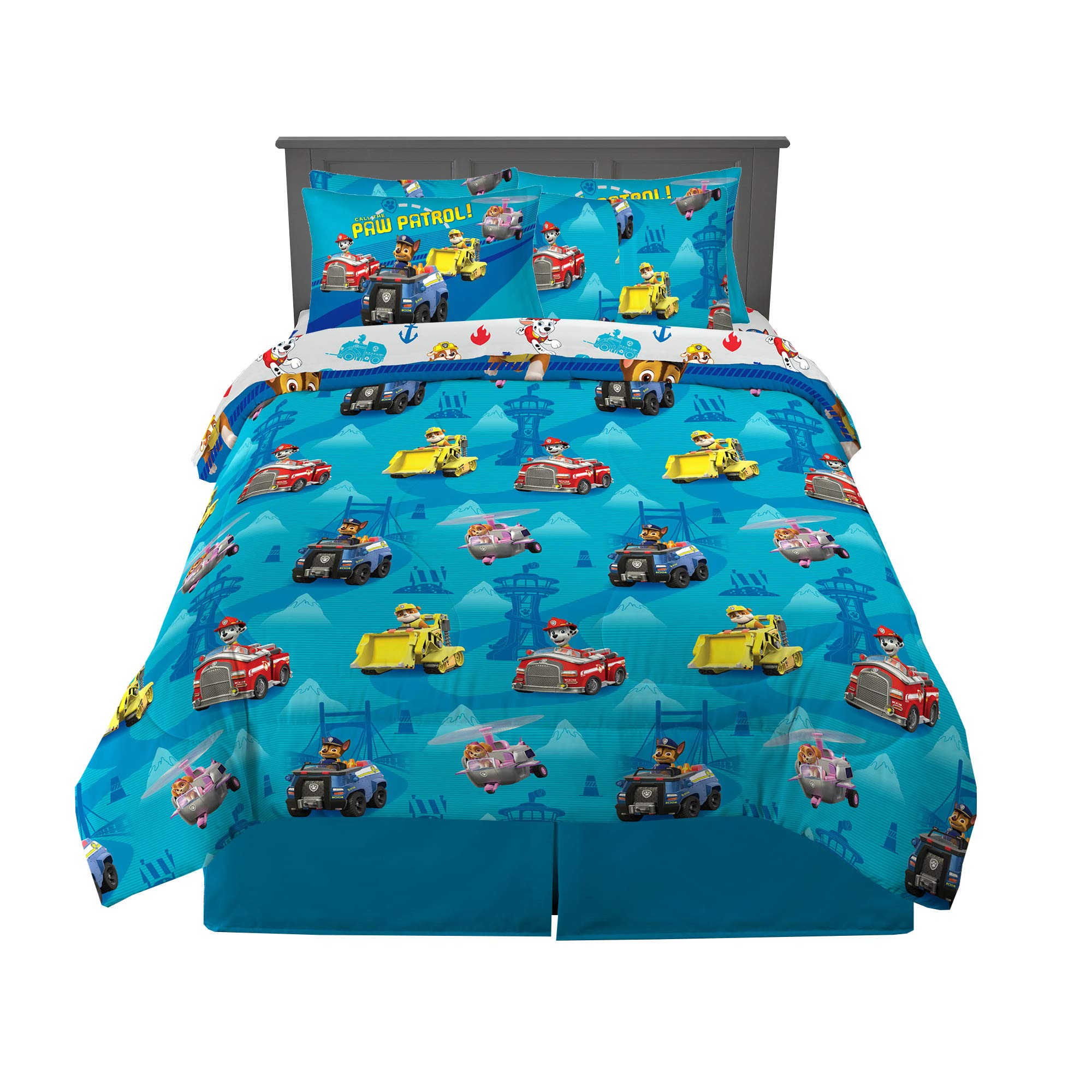 Franco couette Paw Patrol réversible montrant deux designs pour plus de variété