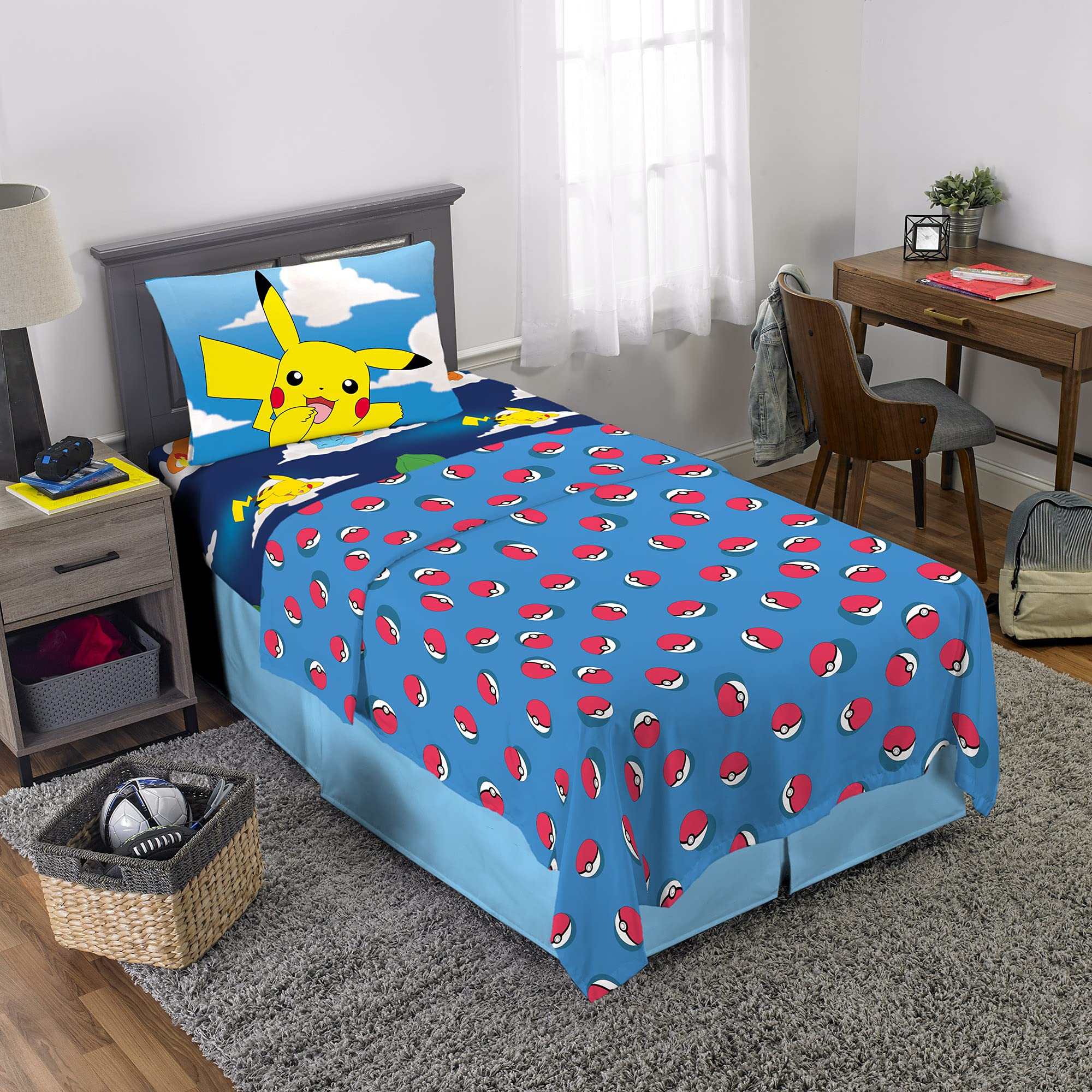 Franco drap-housse détail motif Pikachu et compagnie offrant maintien et confort