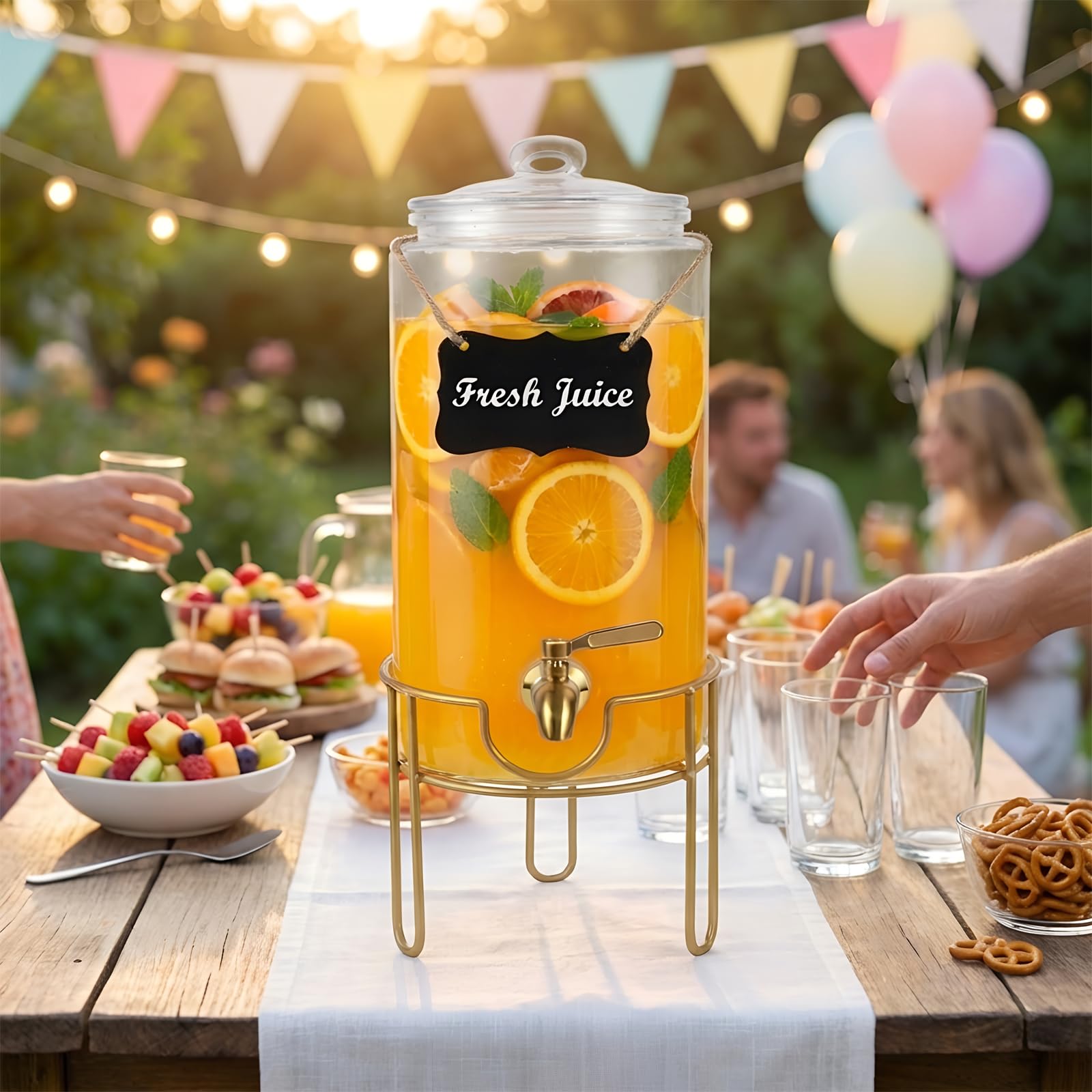 FUREEY gros plan sur fruits infusés illustrant l'ajout d'arômes naturels