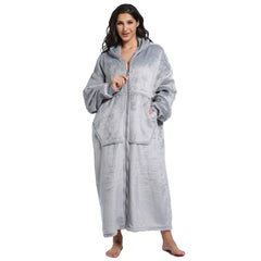 FUSSEDA vue avant du hoodie couverture offrant chaleur et mobilité