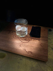 Gemsho Glass dans un verre de whisky, refroidit sans diluer la boisson