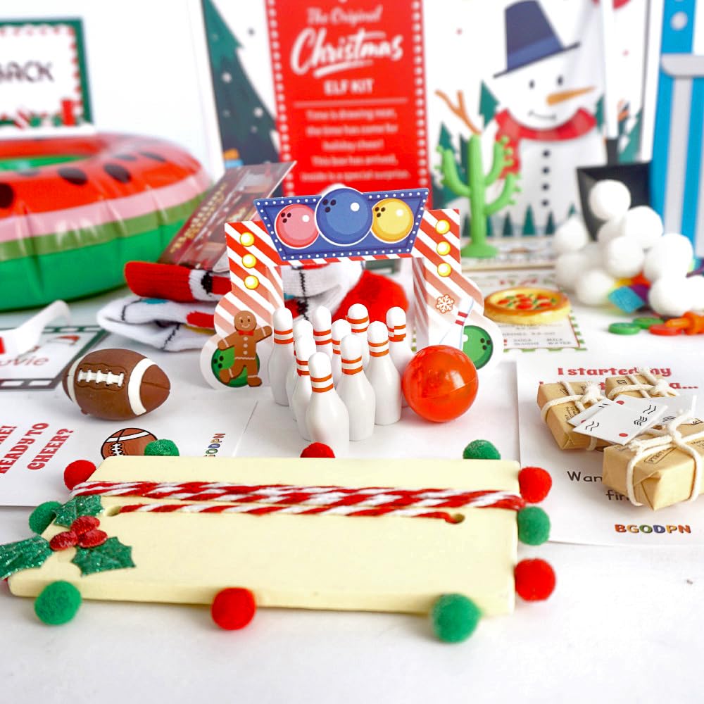 Generic ensemble rangé dans la boîte festive, pratique pour le rangement annuel