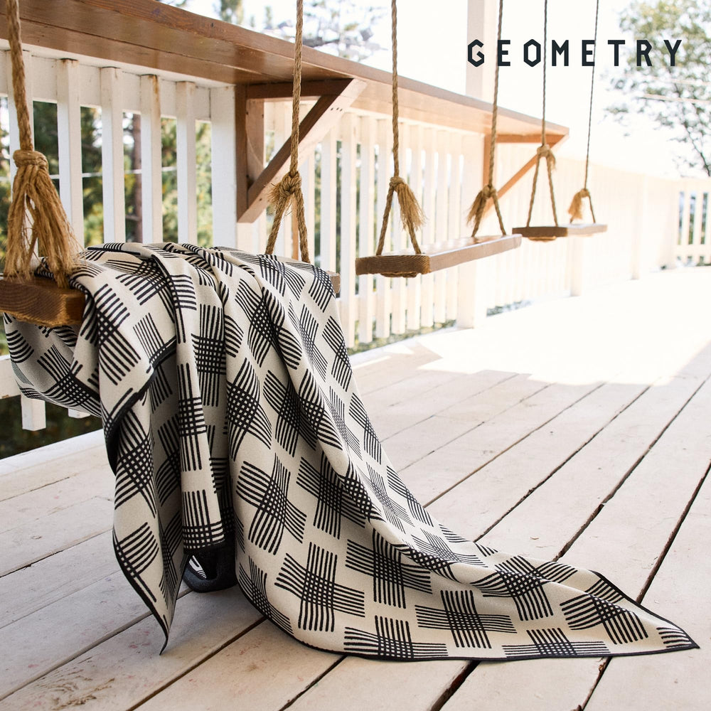 GEOMETRY motif Spring & Summer montrant esthétique saisonnière
