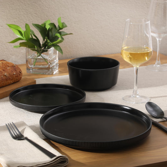 Gibson Home assiette dessert avec bord fin, met en valeur les portions