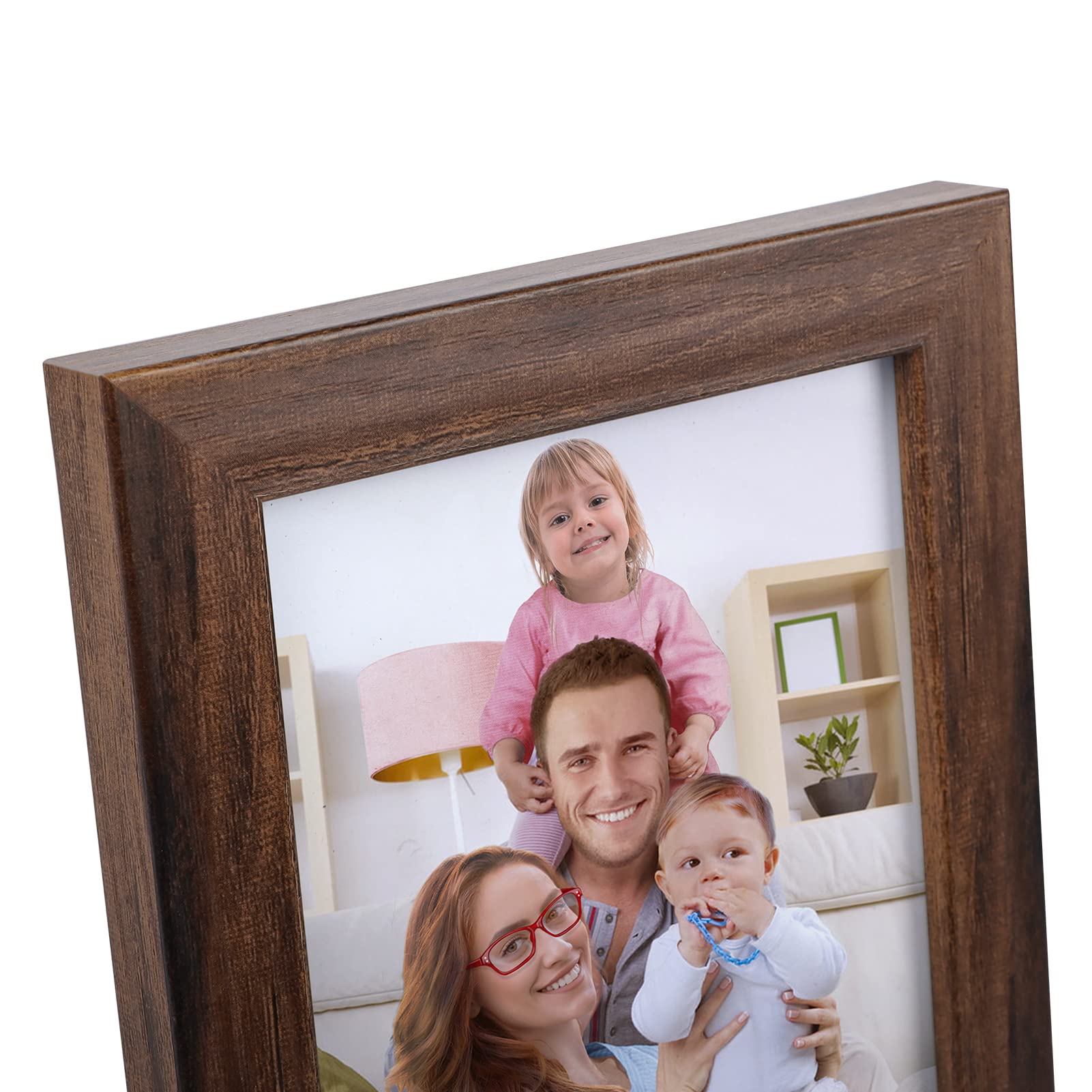 Giftgarden cadre 5x7 intégré dans un décor de café valorisant l'ambiance cosy
