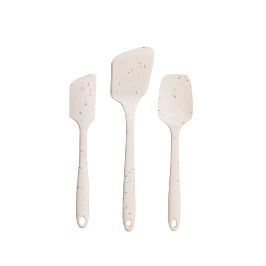 GIR ensemble face emballage montrant ustensiles durables et couleurs attrayantes