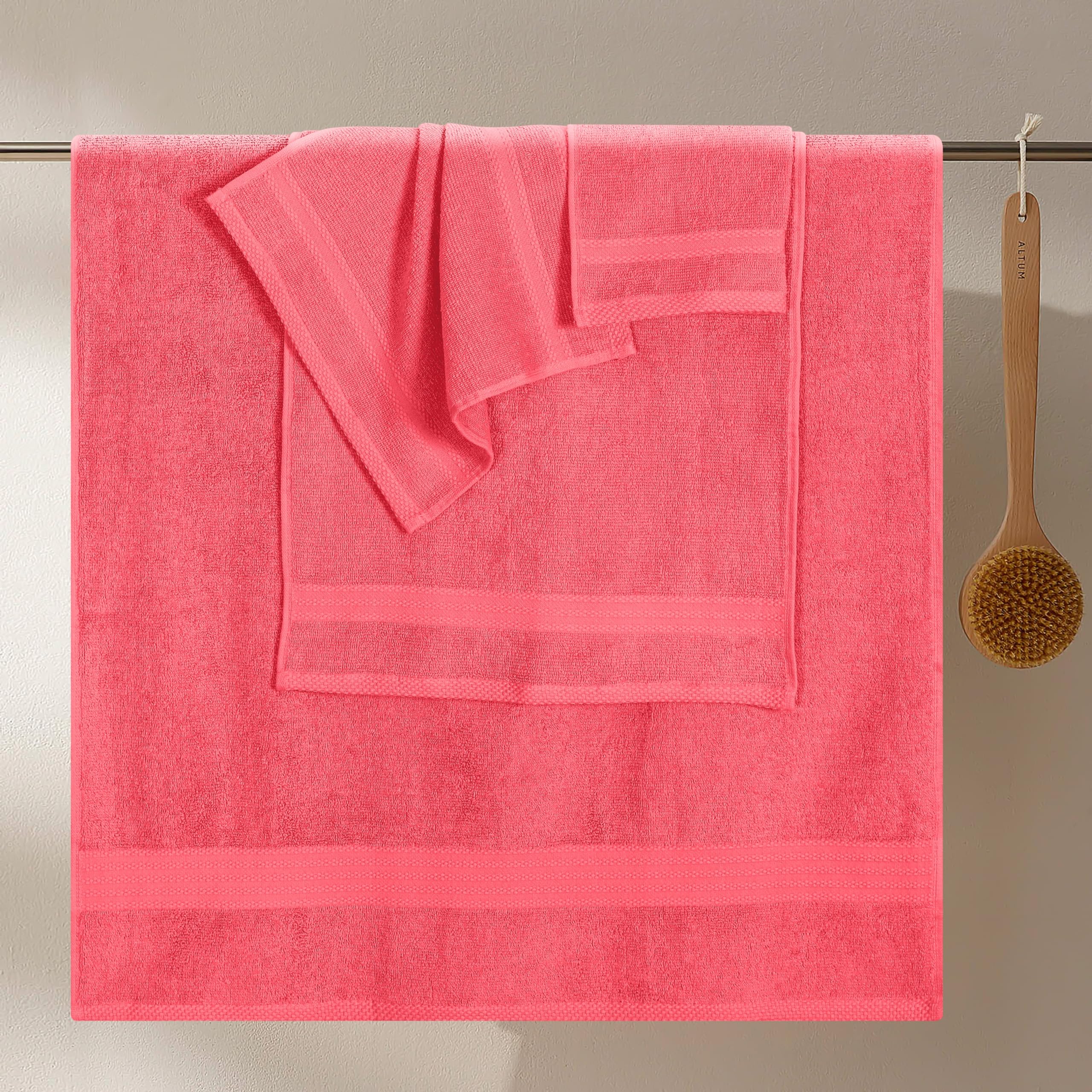 GLAMBURG serviette de bain ouverte montrant taille généreuse et absorption