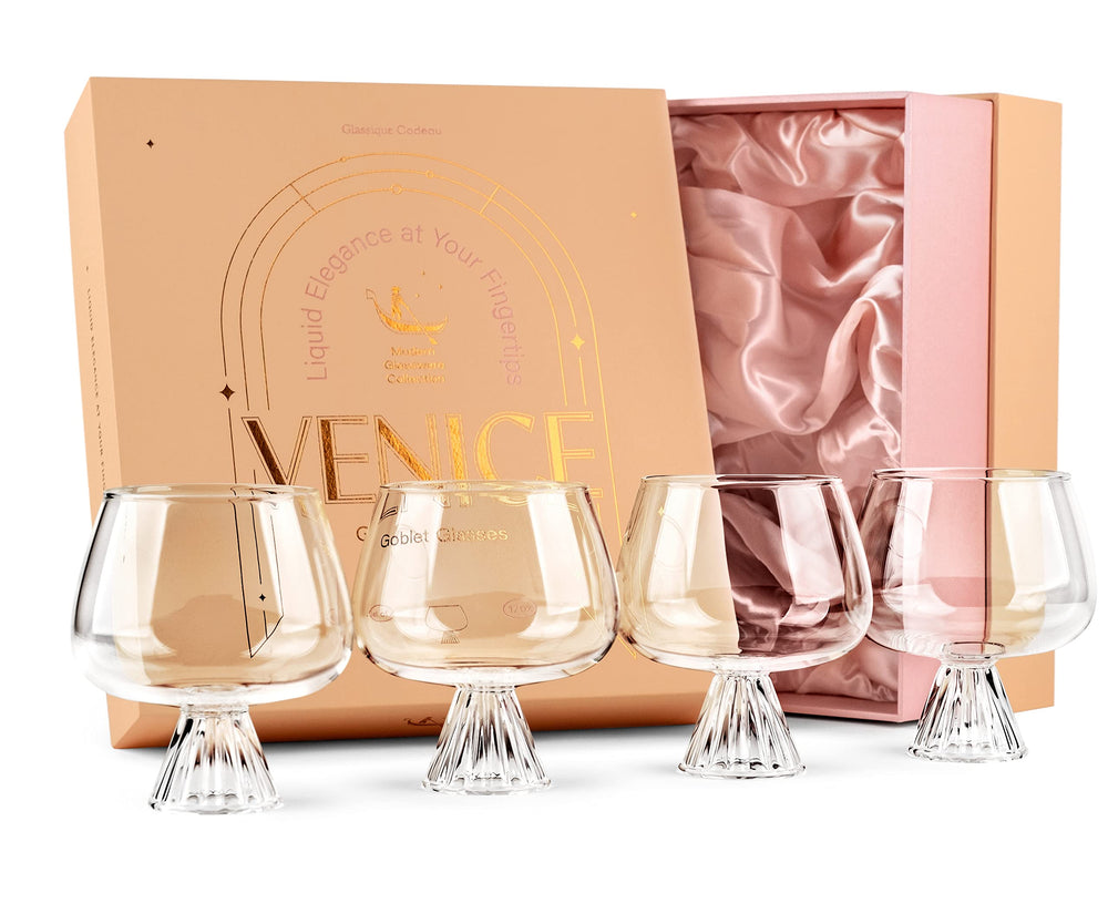 GLASSIQUE CADEAU vue frontale des goblets mettant en valeur élégance et transparence