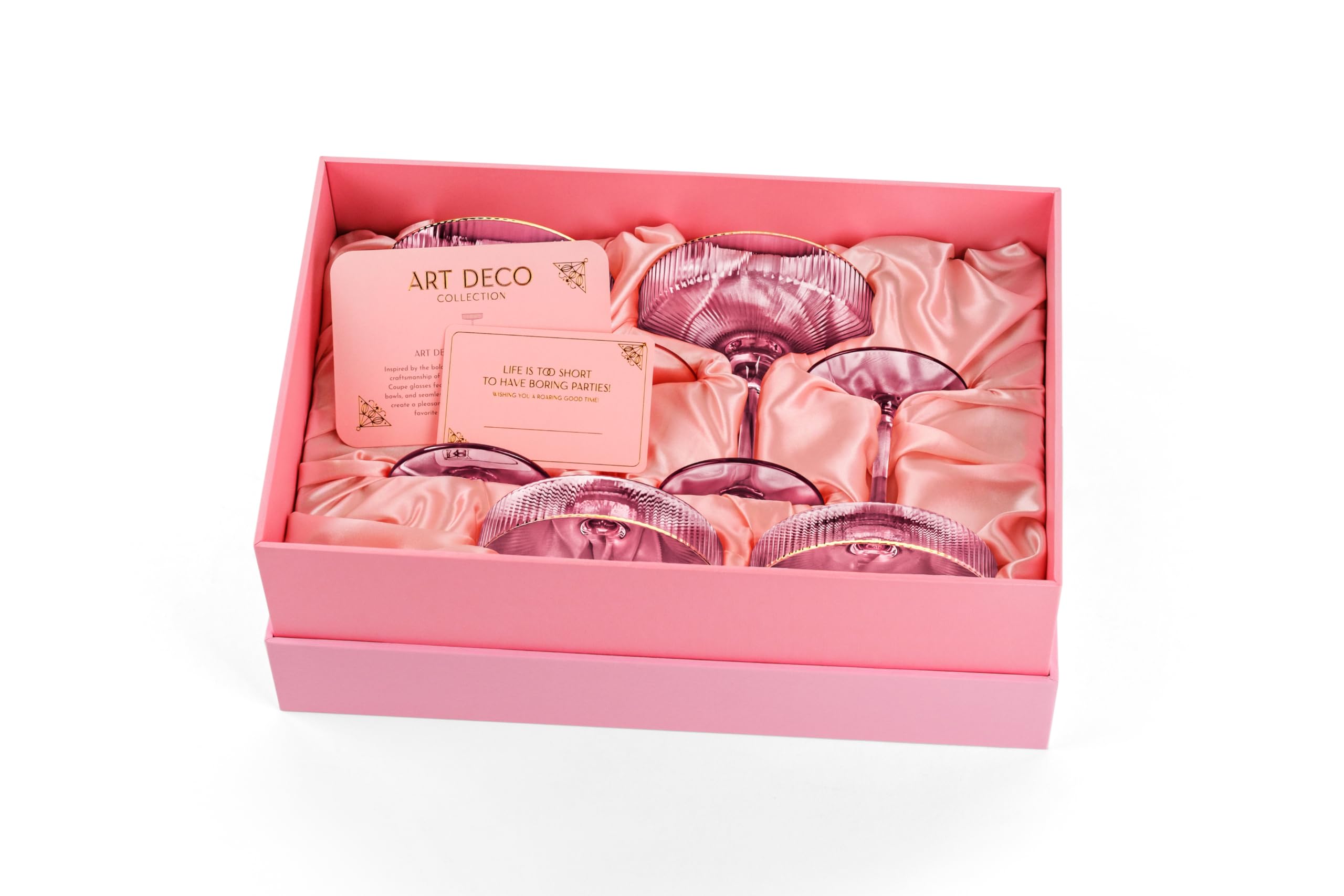 GLASSIQUE CADEAU verre sous lumière douce, montre la teinte blush et la brillance
