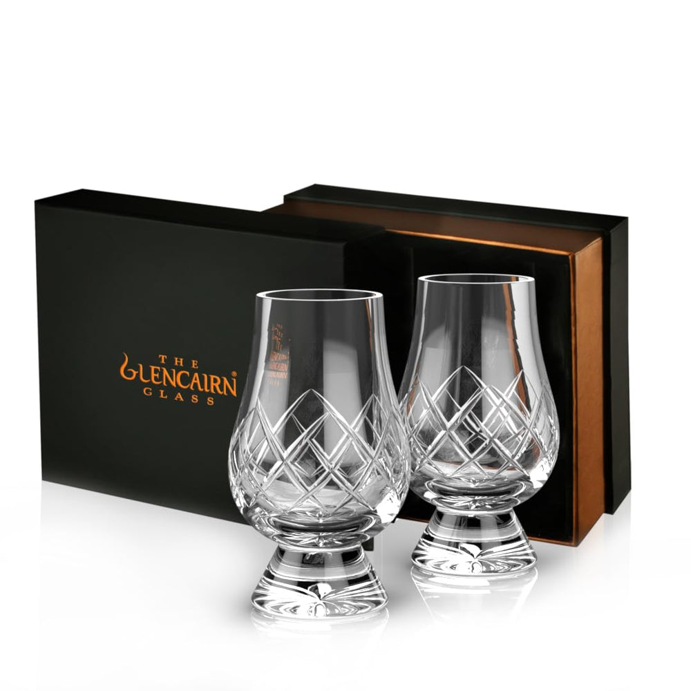 GLENCAIRN verre face montrant la silhouette et l'élégance pour meilleure appréciation