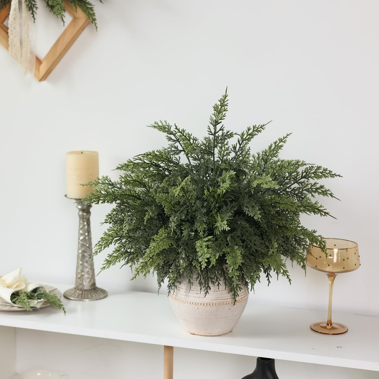 GLIDLION gros plan texture imitant le cèdre pour un aspect naturel