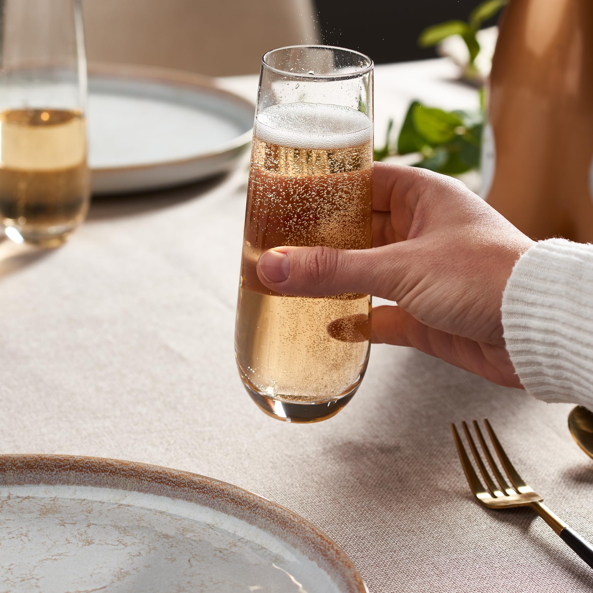 GLING profil de flûte éclairé mettant en valeur les bulles et la clarté