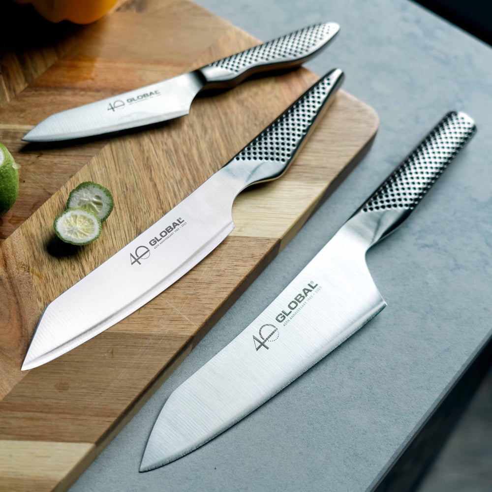 Global gros plan Kiritsuke 6" montrant la lame pour précision de coupe
