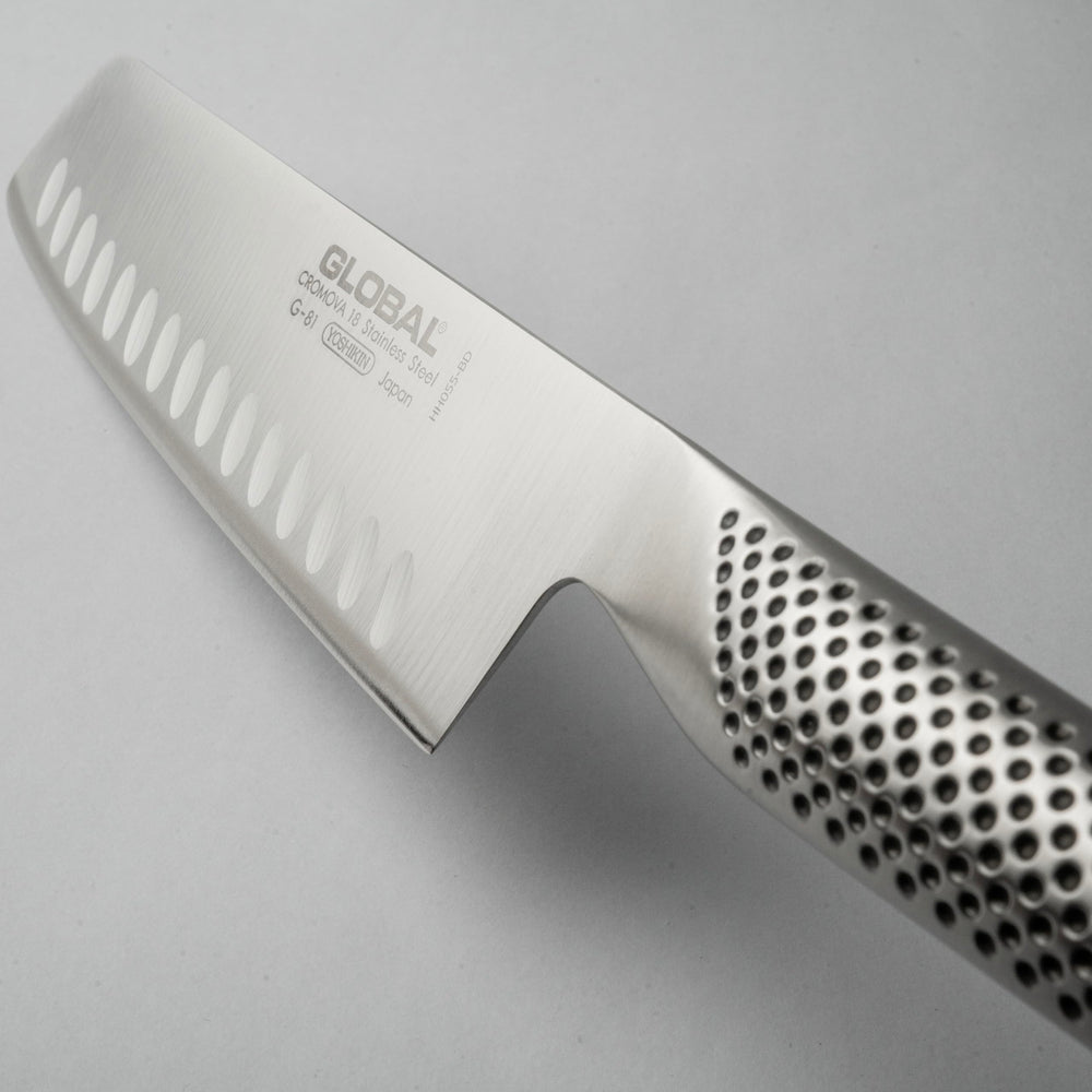 Global mise en scène cuisine, couteau prêt pour préparation quotidienne