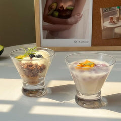 Gnimihz verre en utilisation avec cocktail cosmopolitan pour effet visuel