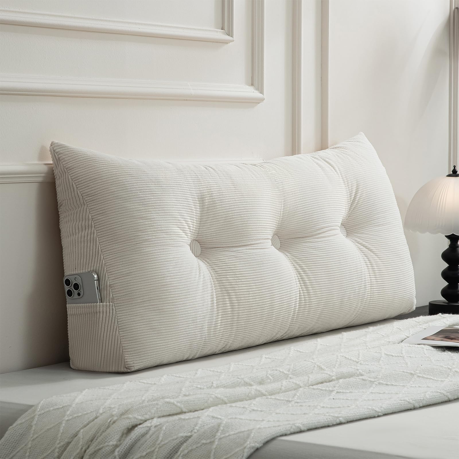 Gnostik coussin tête de lit face montré sur lit, support confortable immédiat