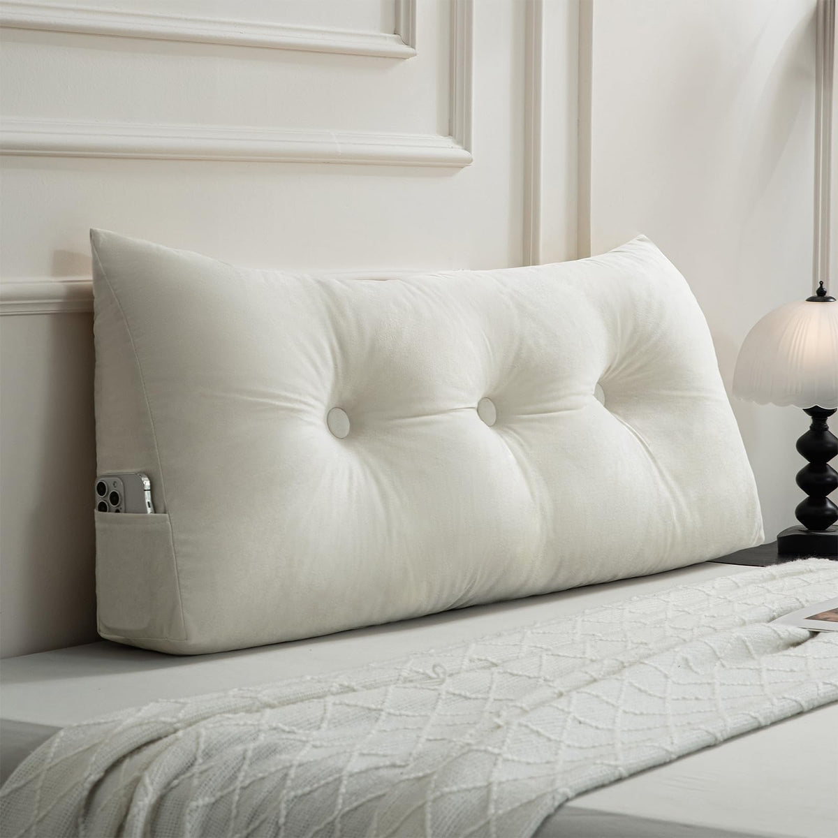 Gnostik coussin face avant blanc montrant la forme et finition confort