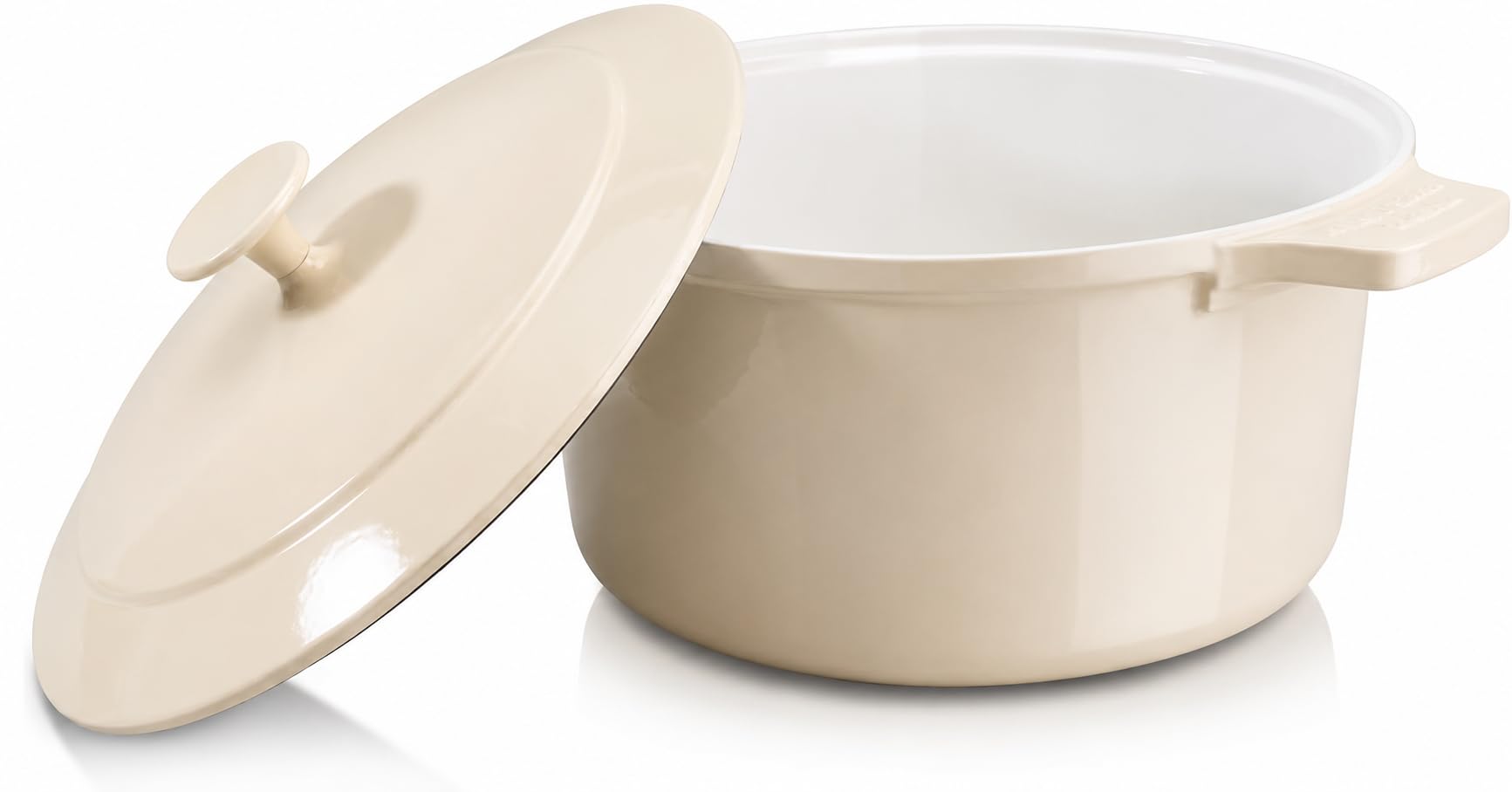 GOTHAM STEEL cocotte face avant montrant design et couvercle, praticité pour servir