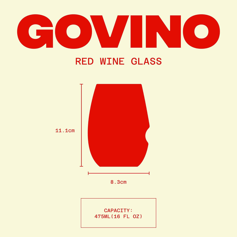 govino verres en usage lors d'un pique-nique, parfait pour extérieur sans risque