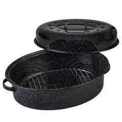 Granite Ware rôtissoire ovale face avant montrant capacité et poignée pratique