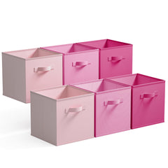 GRANNY SAYS boîte cube face avant montrant le dégradé rose et le maintien de la forme