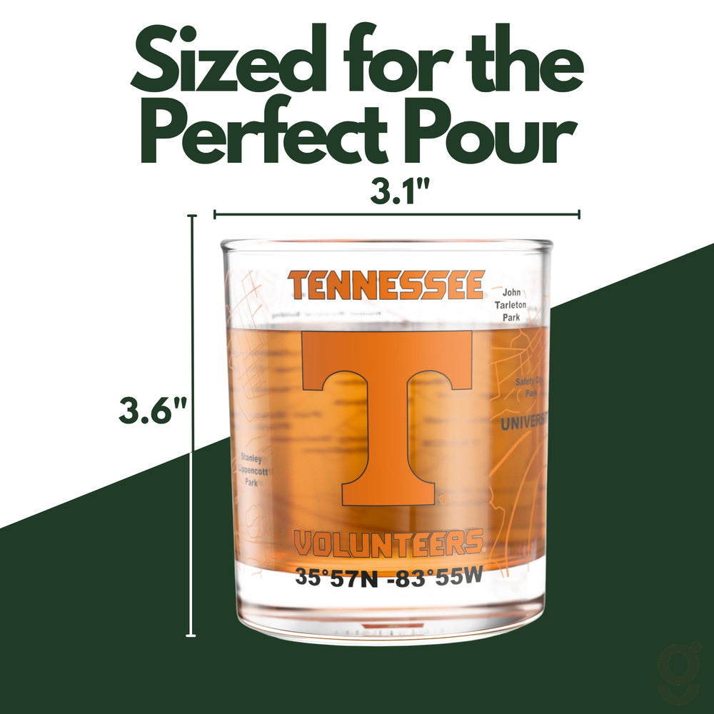 Greenline Goods deux verres posés sur un bar, décor convivial pour tailgate